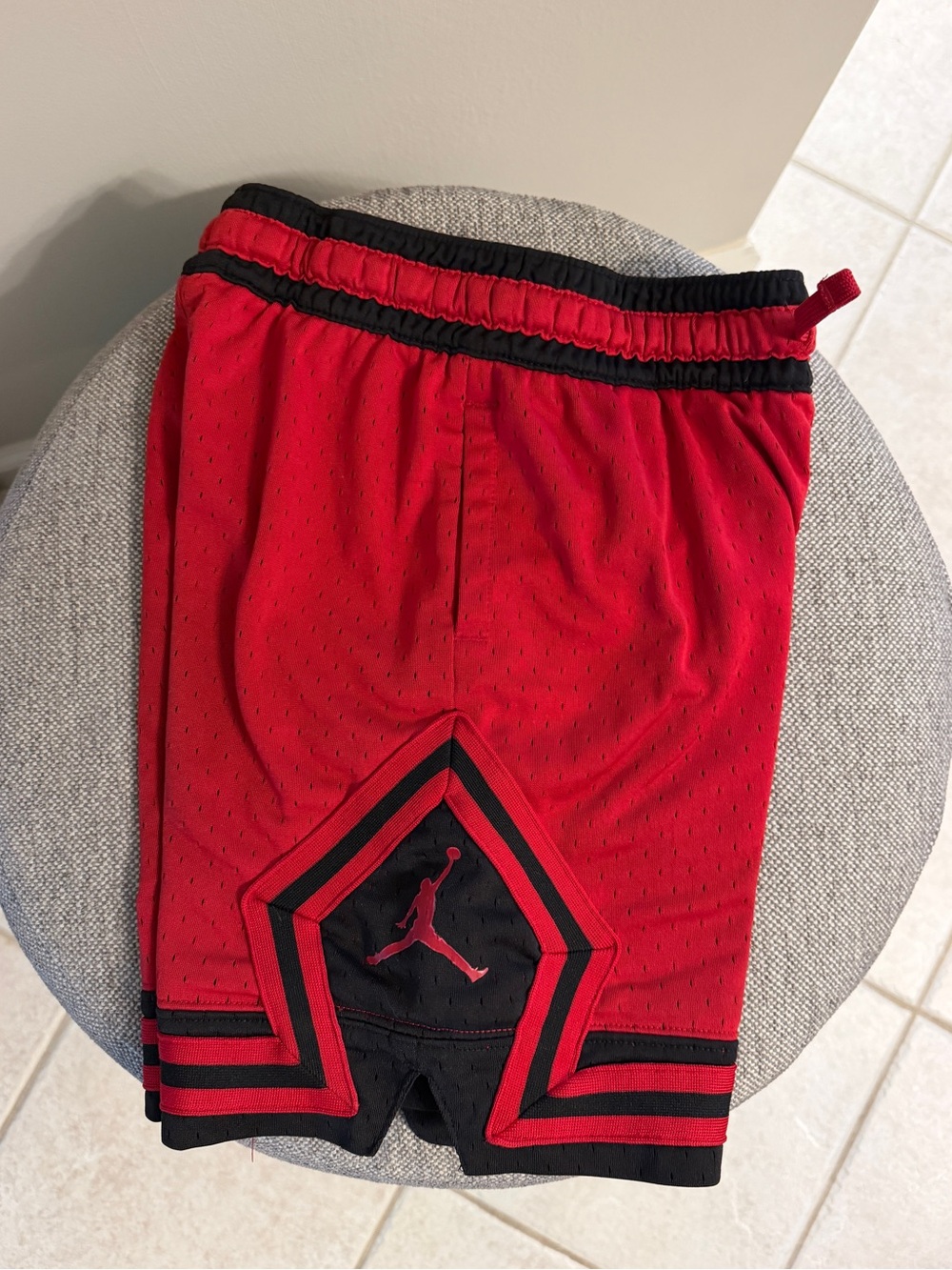 Jordan Mesh Basketball Shorts - Youth Small